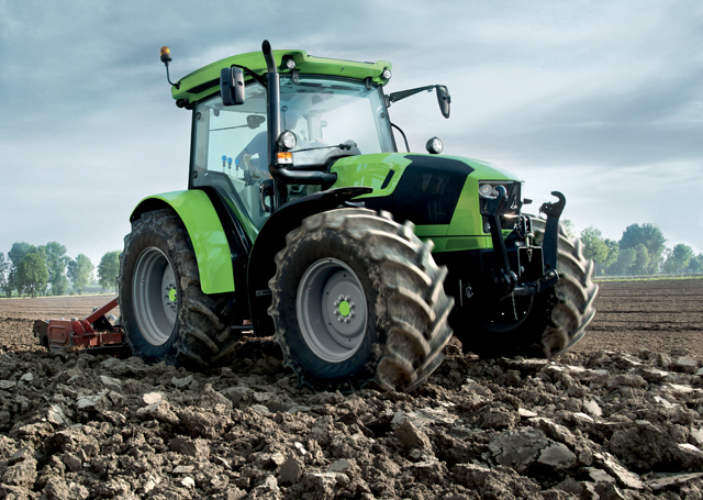 Traktor DEUTZ-FAHR Serie 5 - Alphatec